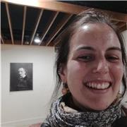 Phd in Spanish Literature and 12 years of teaching experience. Doctora en Literatura y con 12 años de experiencia como profesora de español y literatura